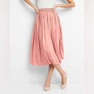 NWT! Pleated Midi Skirt in Dusty Rose | Romantic | Wedding Guest